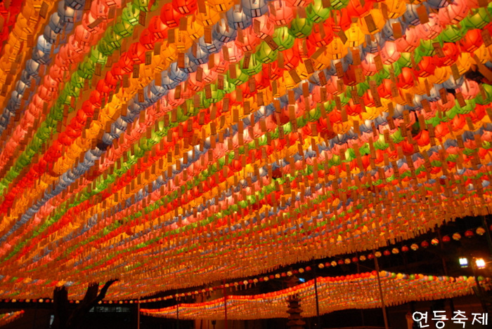 2009 연등축제 조계사전경